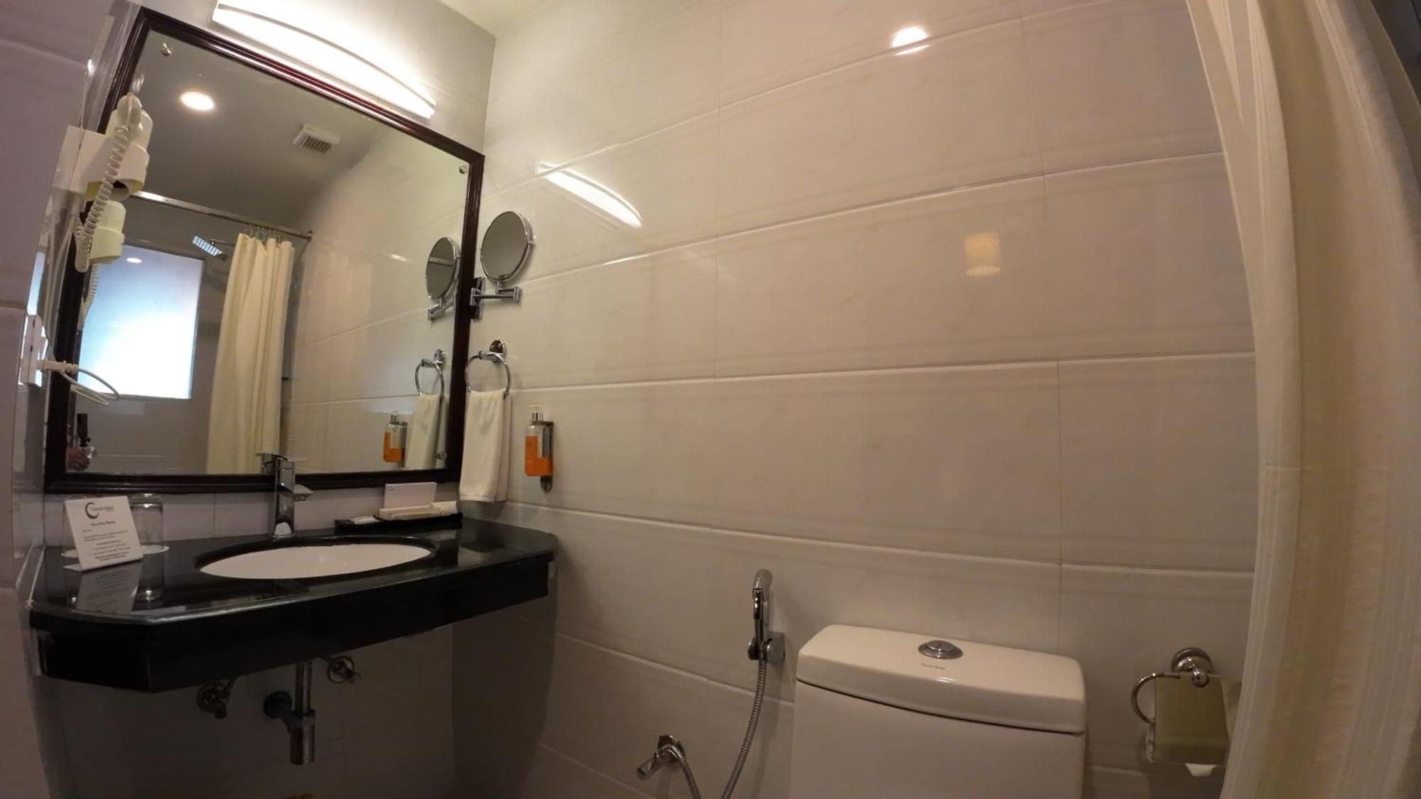 Crescent Resort, Darjeeling Дарджилинг Екстериор снимка