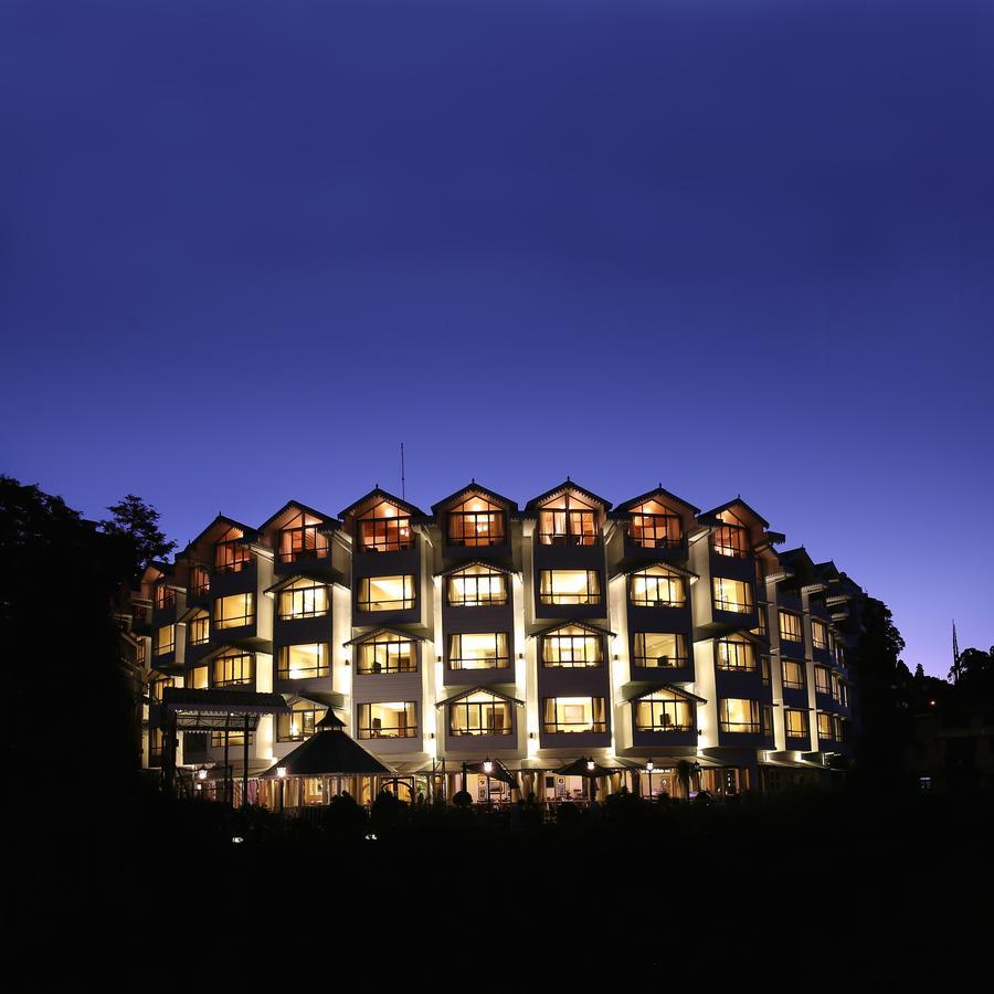 Crescent Resort, Darjeeling Дарджилинг Екстериор снимка